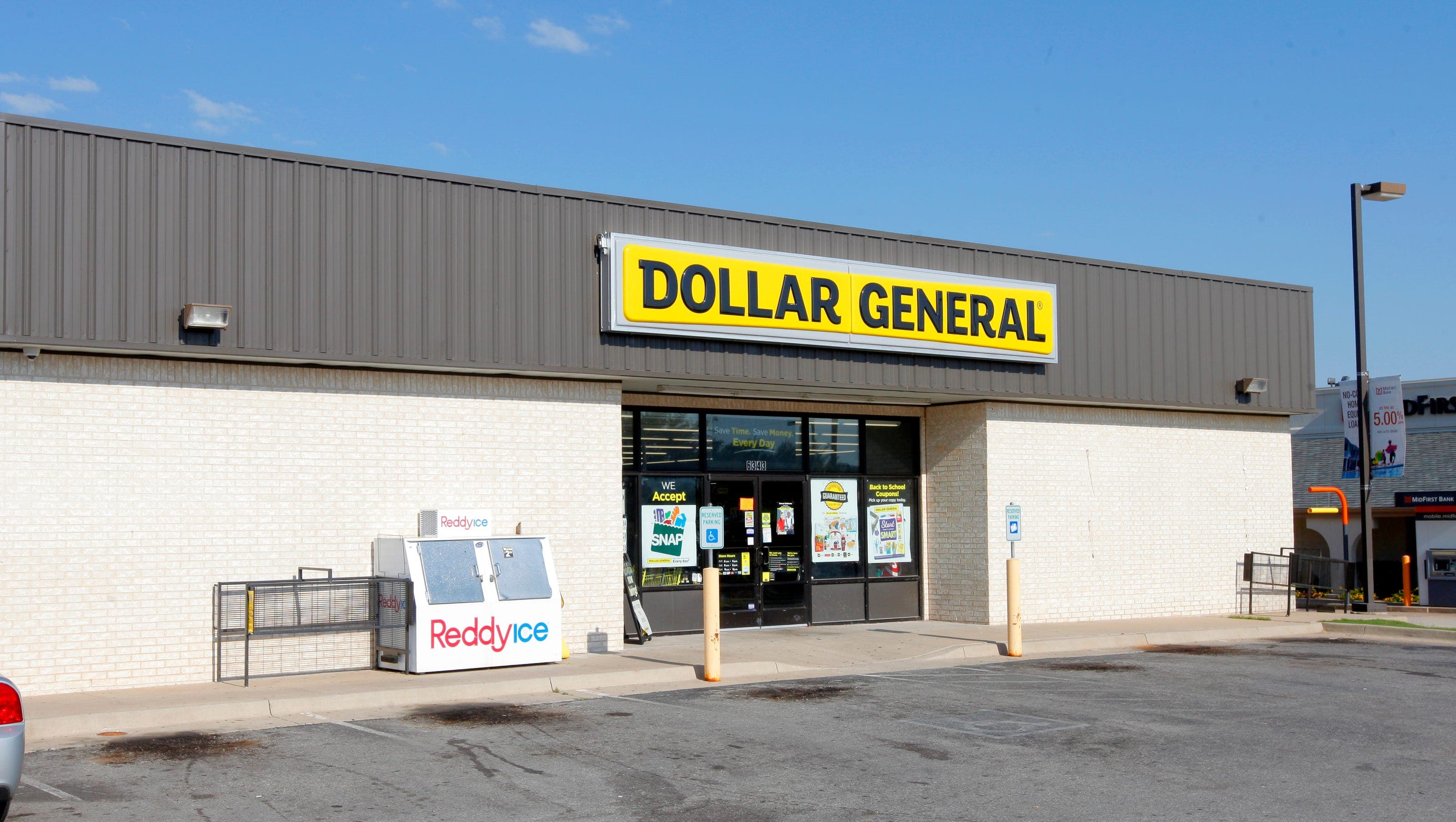 Dollar Store property type